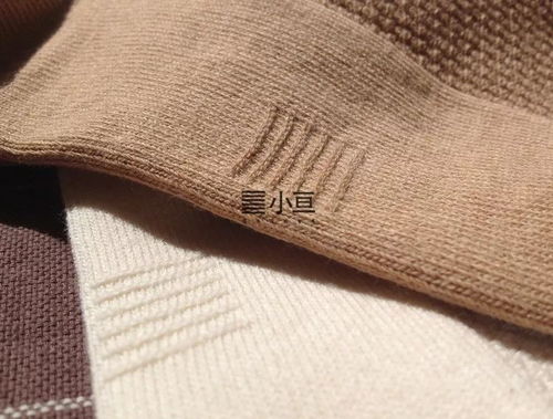 老秦一百塊錢買了四雙襪子